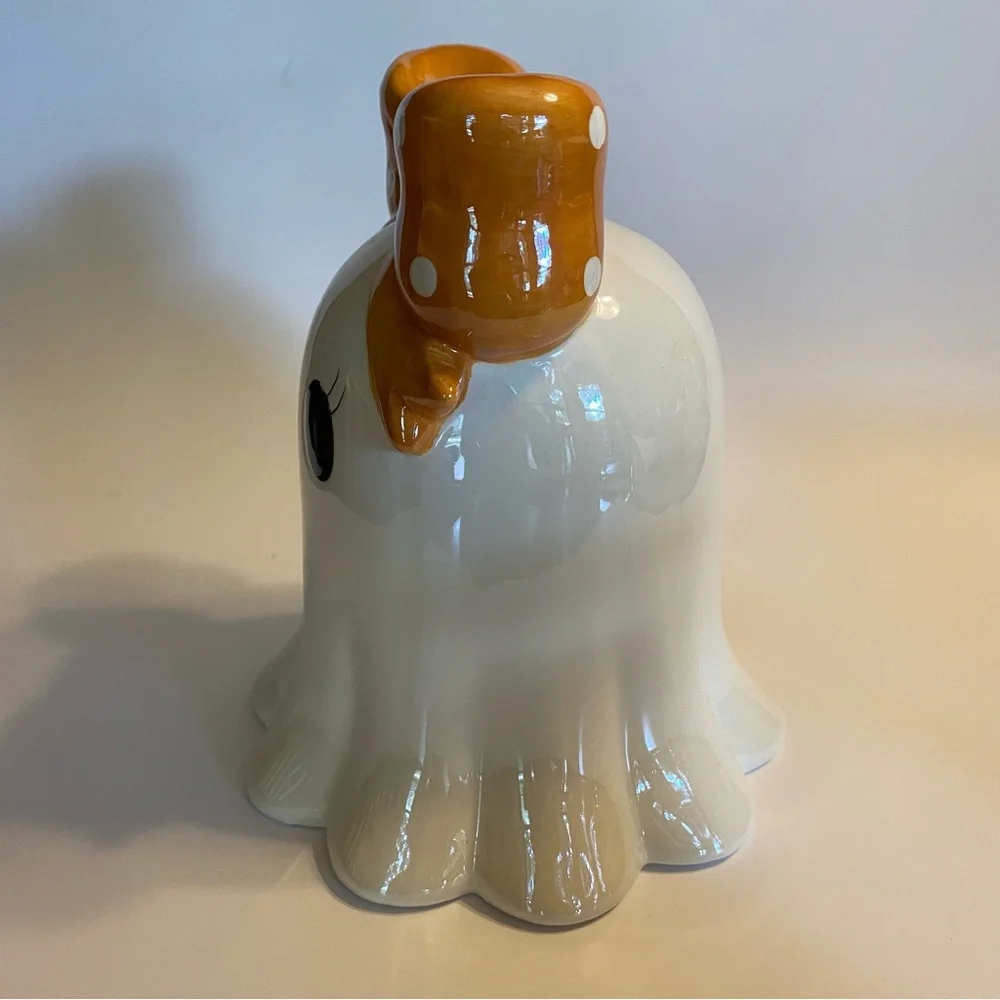 Cute Ceramic Kawaii Ghost Figurine with Orange Polka Dot Bow Halloween Decor New